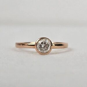 14K Gold NH Bezel Set Faux Diamond Ring Size 7